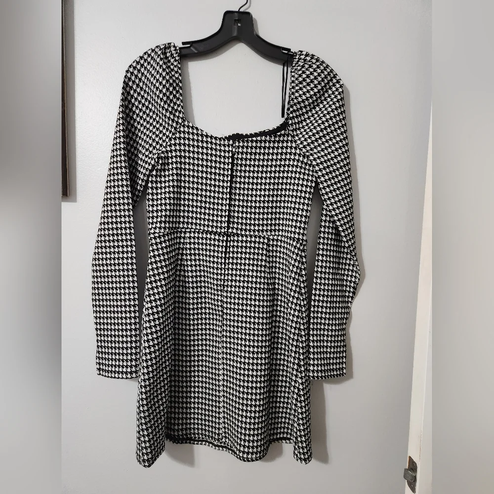 NWT Francesca Houndstooth Dress Size Large - Picture 3 of 7